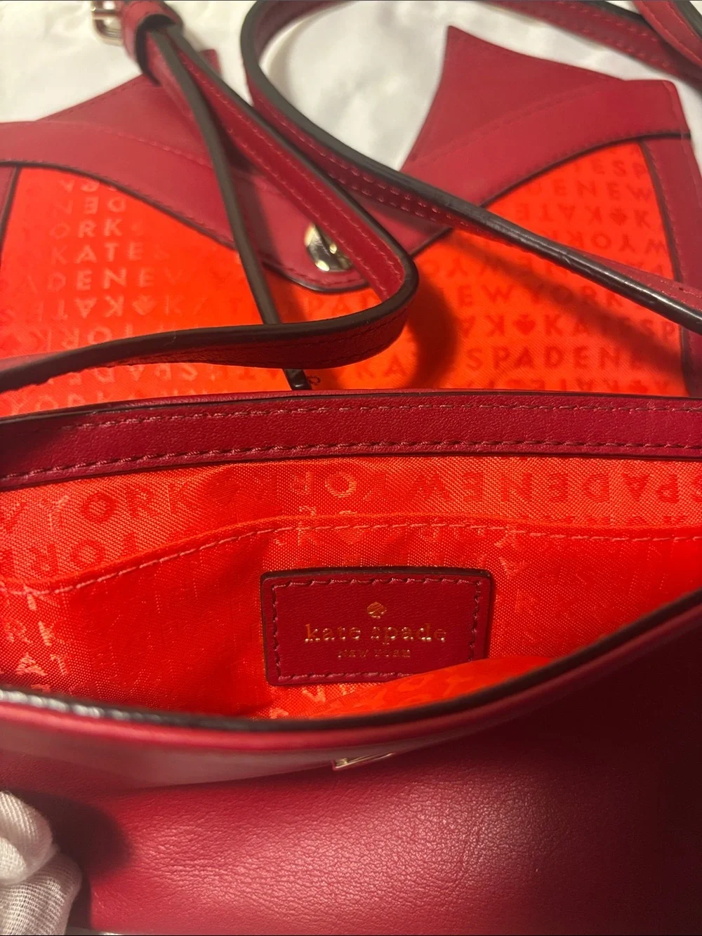EUC Kate Spade Dynasty Red Leather Aster Montrose Avenue Bow Crossbody Bag